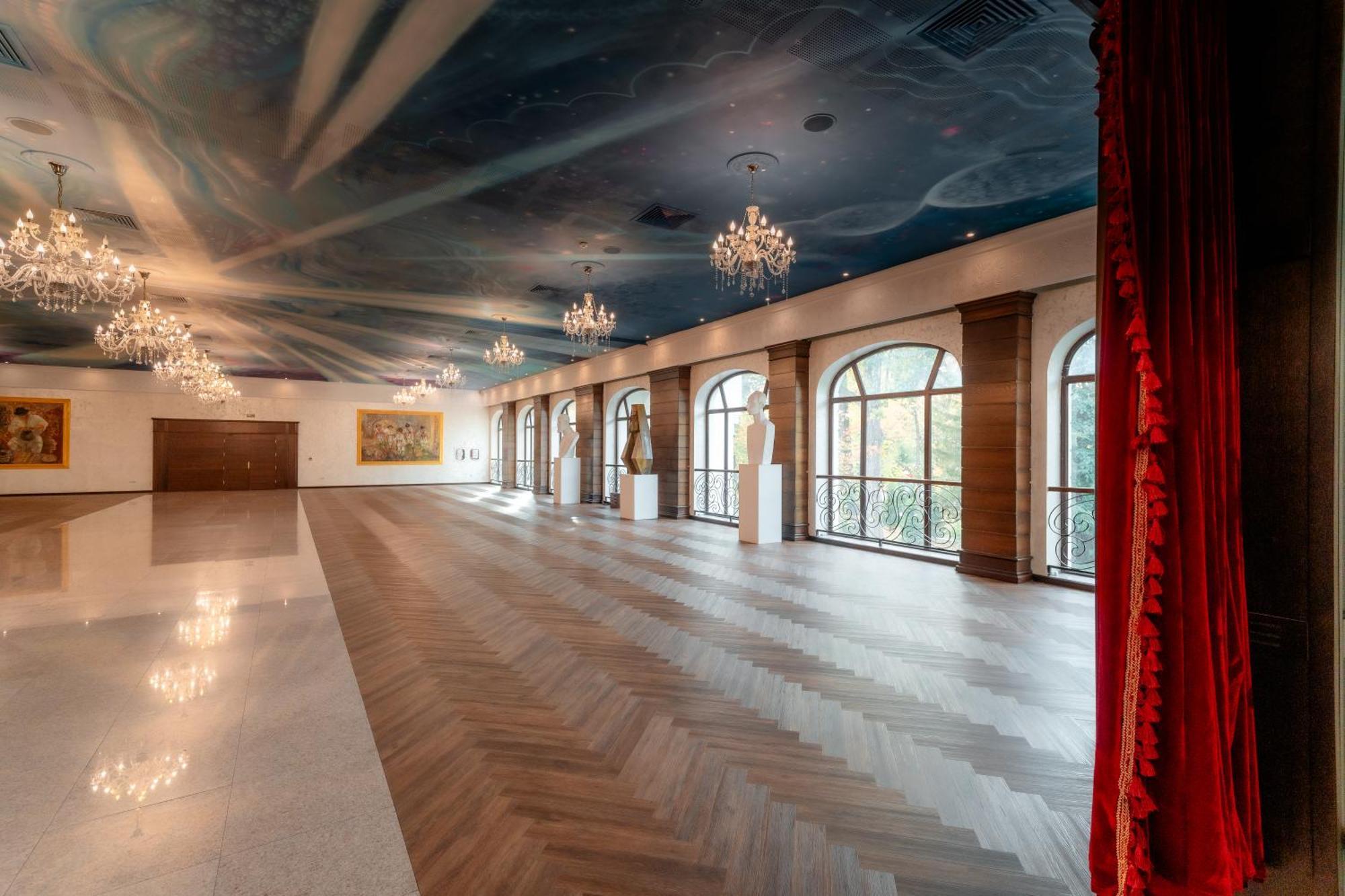 Grand Hotel Sofianu รึมนิคูวัลเจีย ภายนอก รูปภาพ